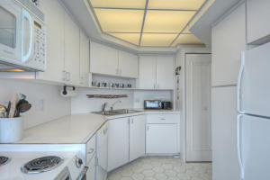 CHALFONTE - Residential Lease