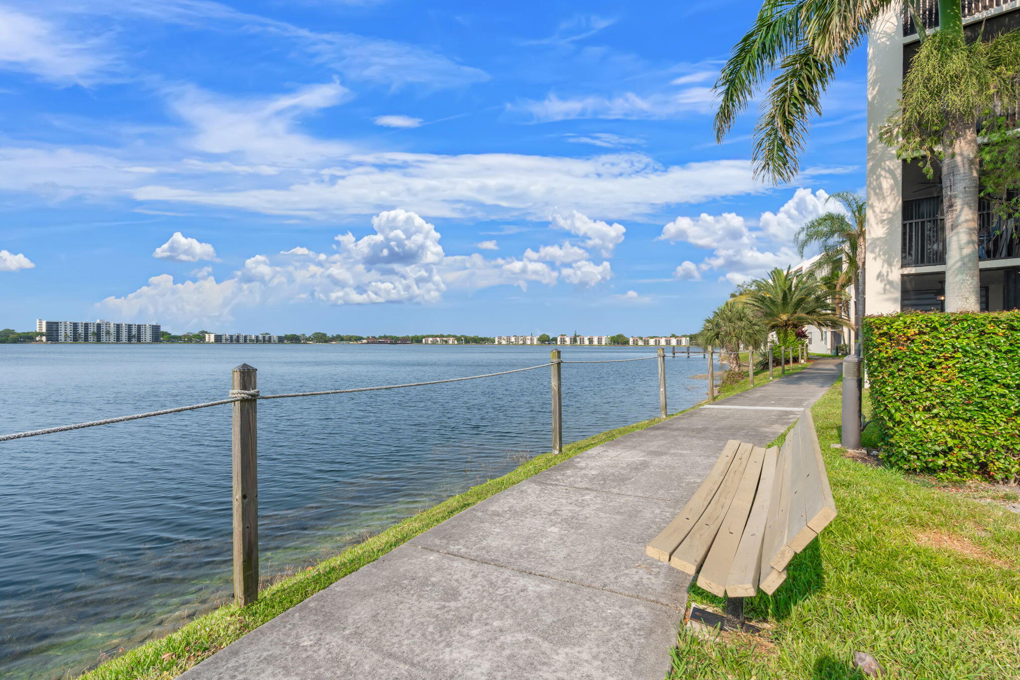 LAKE EMERALD CONDOMINIUM NO SIX - Residential