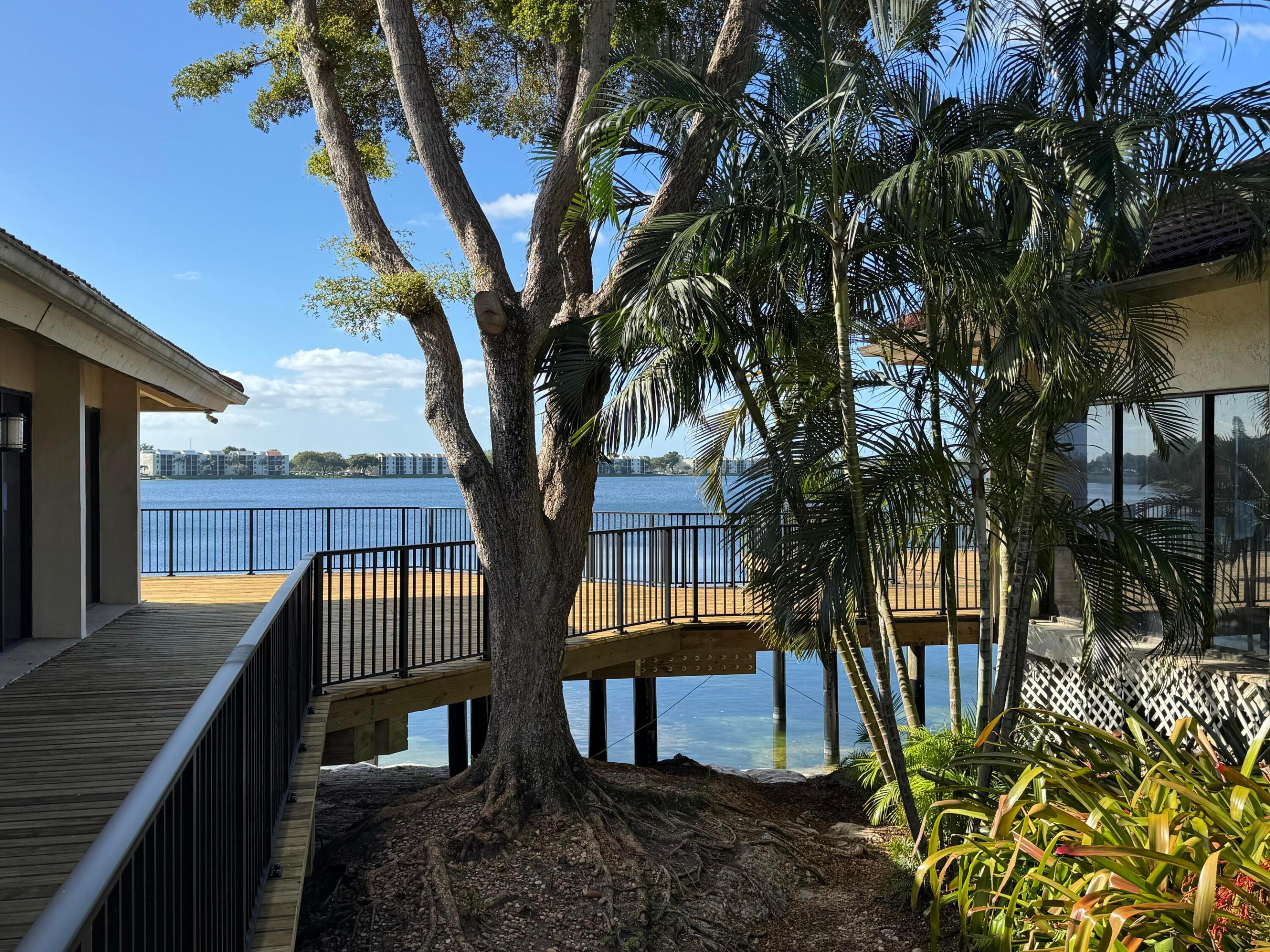 LAKE EMERALD CONDOMINIUM NO SIX - Residential