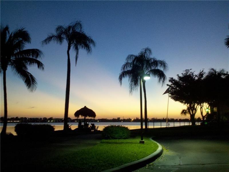 LAKE EMERALD CONDOMINIUM NO SIX - Residential