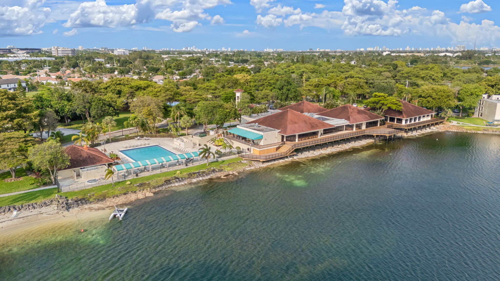 LAKE EMERALD CONDOMINIUM NO SIX - Residential