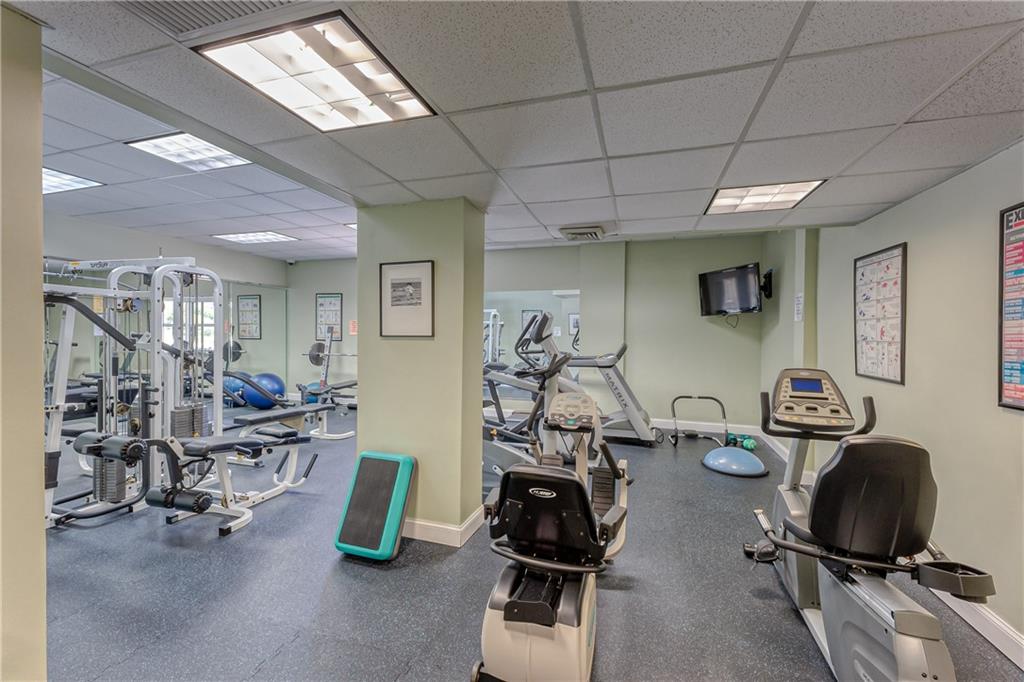 Carlton Tower - Residential