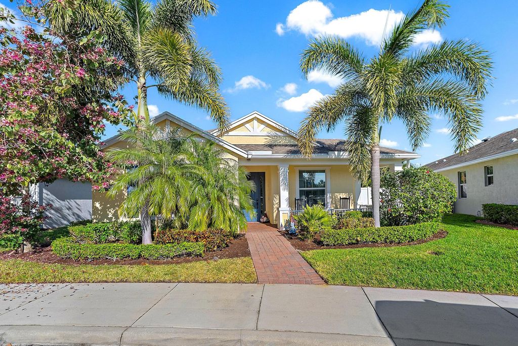 Photo of 10352 SW Westlawn Boulevard, Port Saint Lucie, FL 34987 (MLS # R11158527)