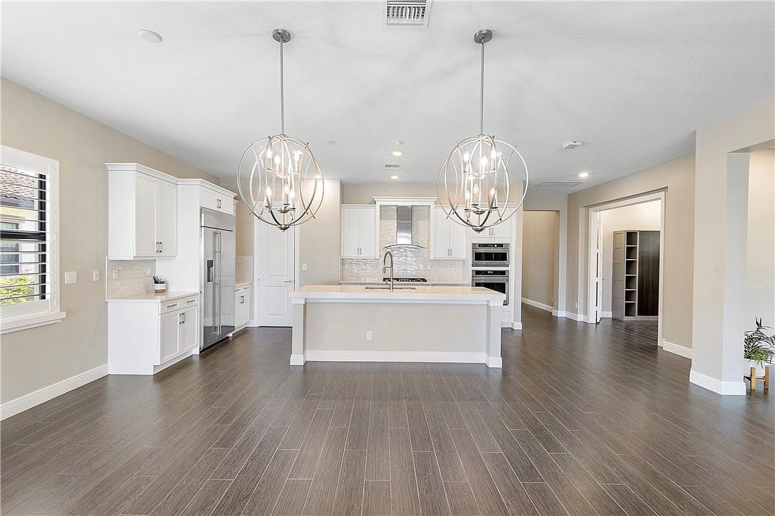 Parkland Bay - Residential