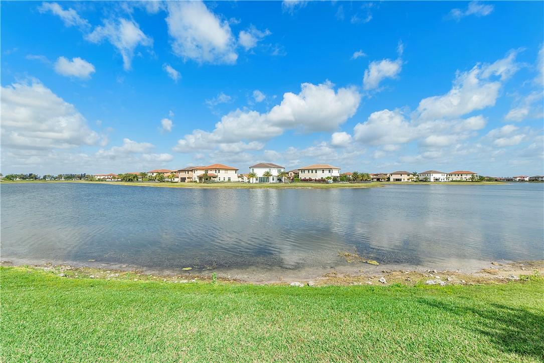 Parkland Bay - Residential