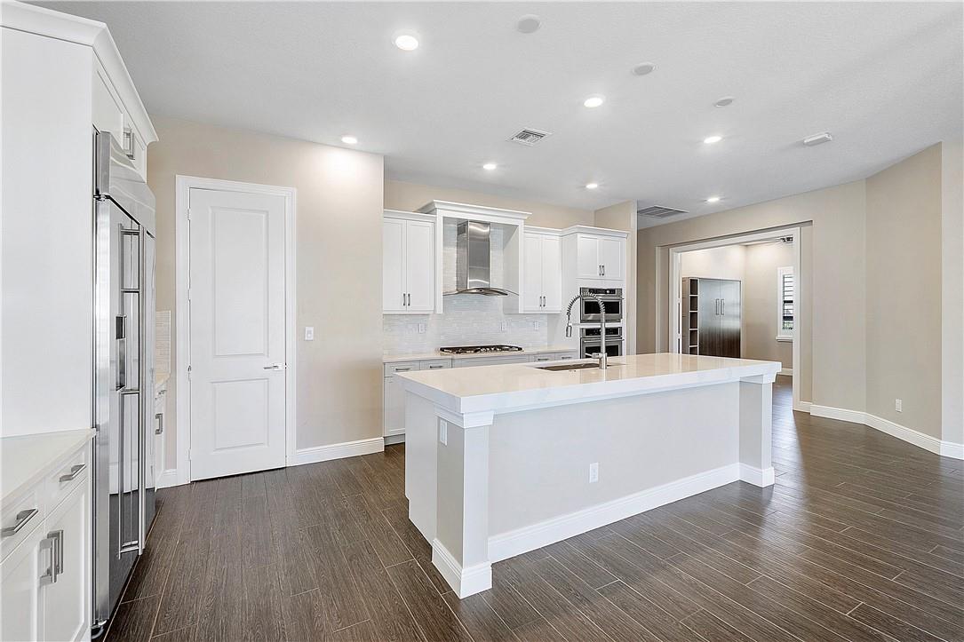 Parkland Bay - Residential