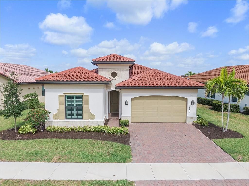 Photo of 11835 S Baypoint Cir, Parkland, FL 33076 (MLS # F10540700)