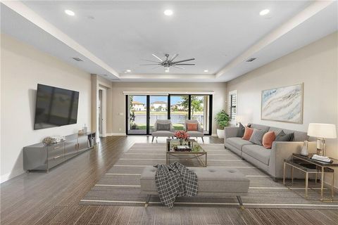 11835 S Baypoint Cir Parkland FL 33076