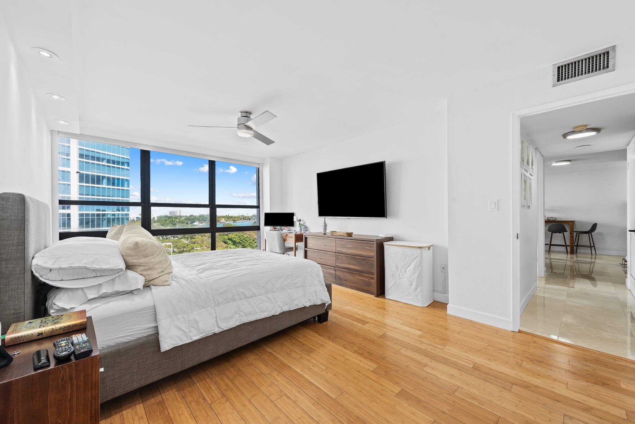 CHARTER CLUB CONDO - Residential Lease