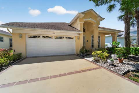 Photo of 562 NW Lambrusco Drive, Port Saint Lucie, FL 34986 (MLS # B26051607)