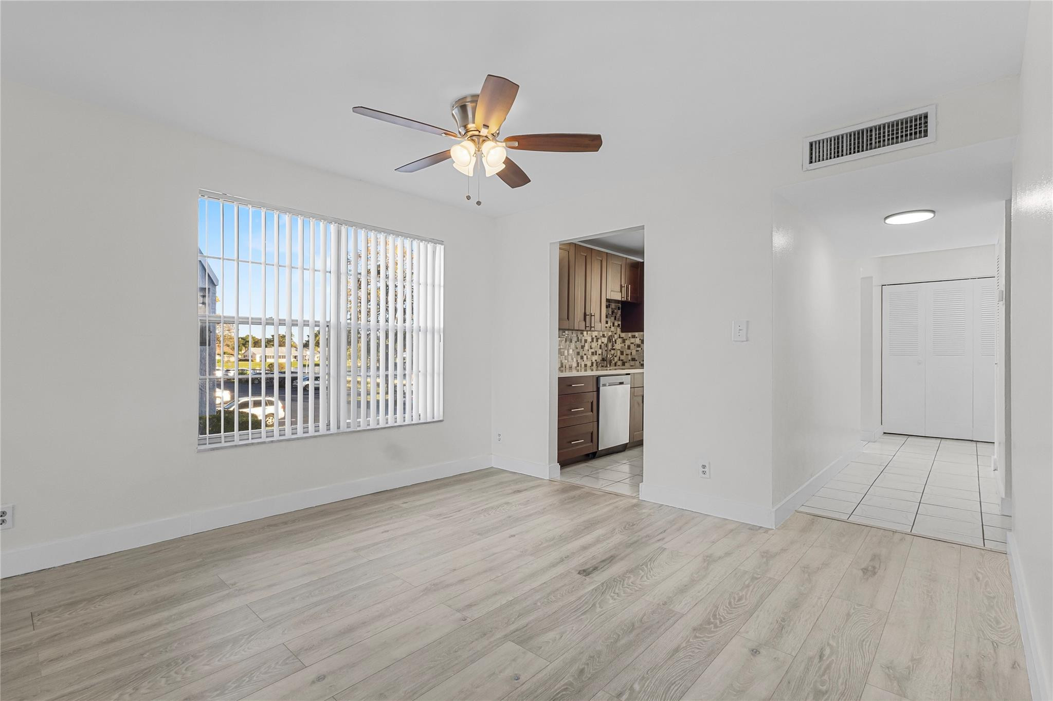 FAIRWAYS OF TAMARAC - Residential