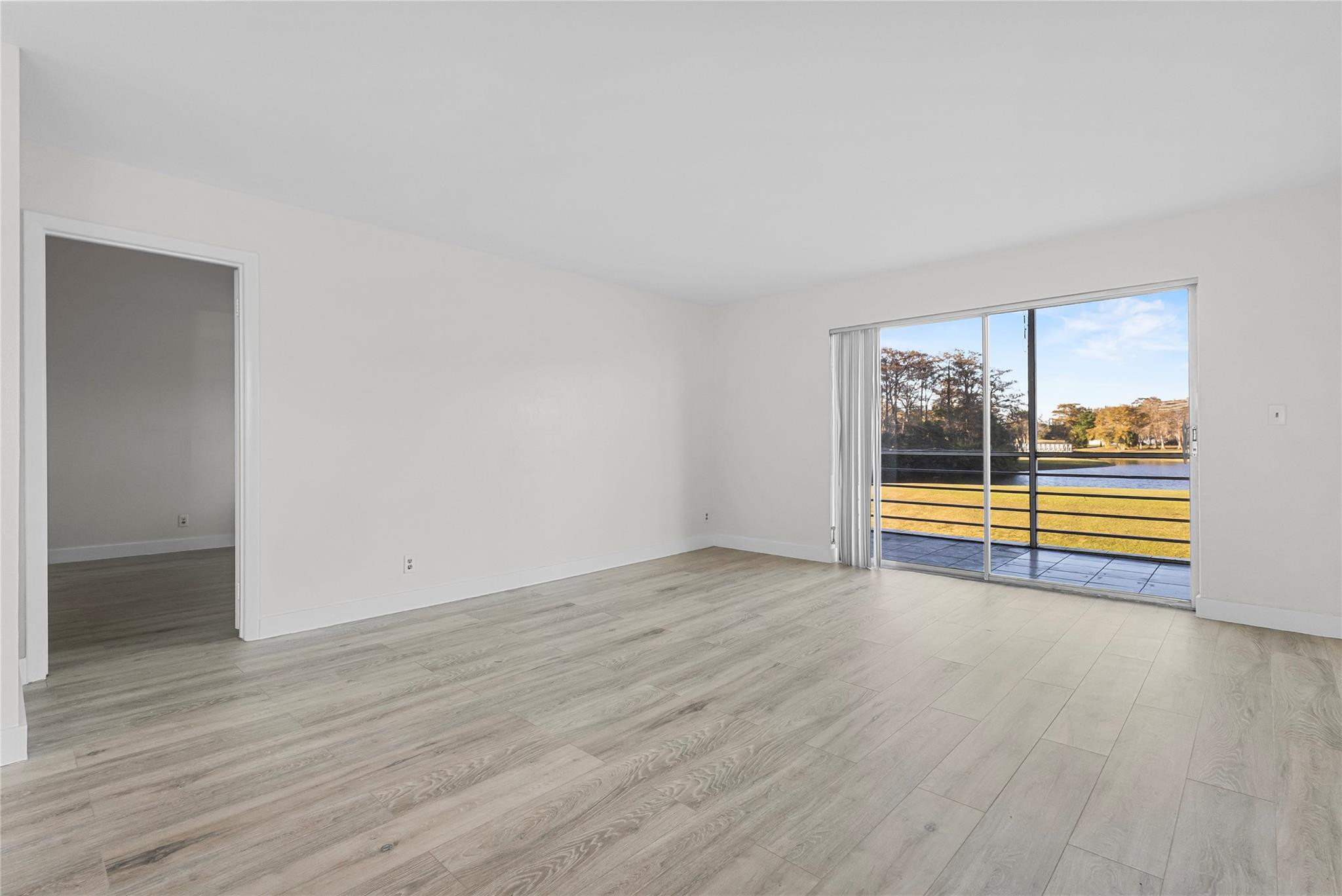 FAIRWAYS OF TAMARAC - Residential