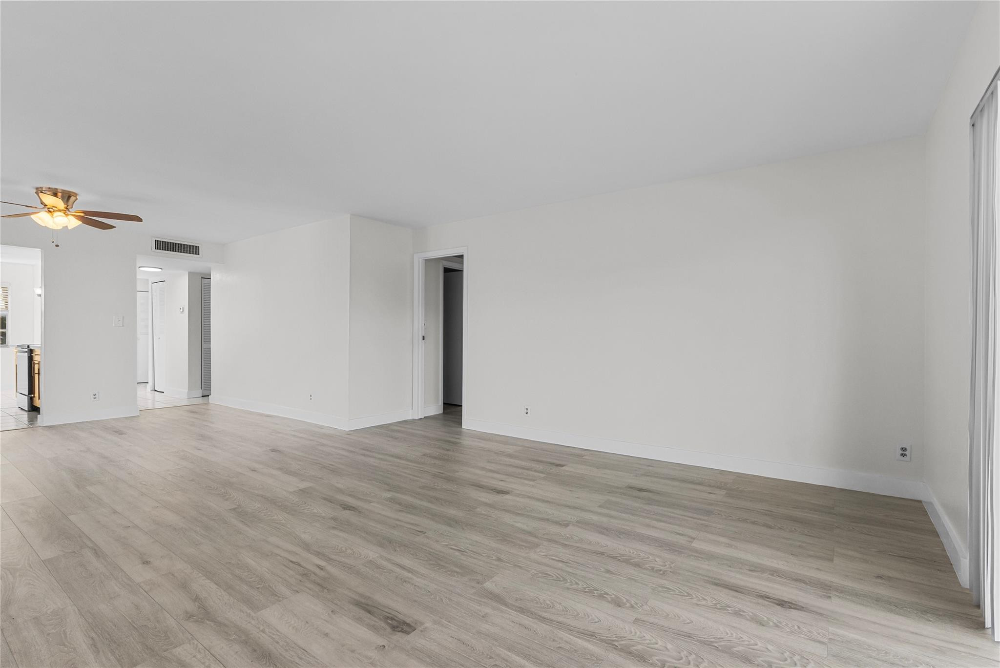 FAIRWAYS OF TAMARAC - Residential