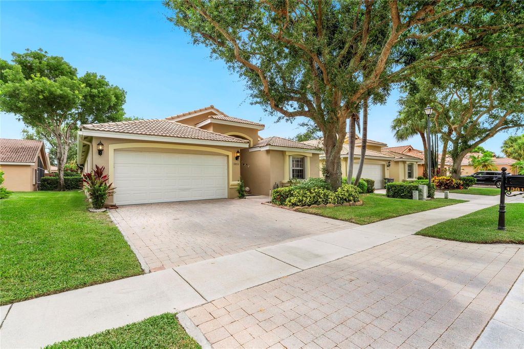 Photo of 13810 Via Nadina, Delray Beach, FL 33446 (MLS # F10450534)