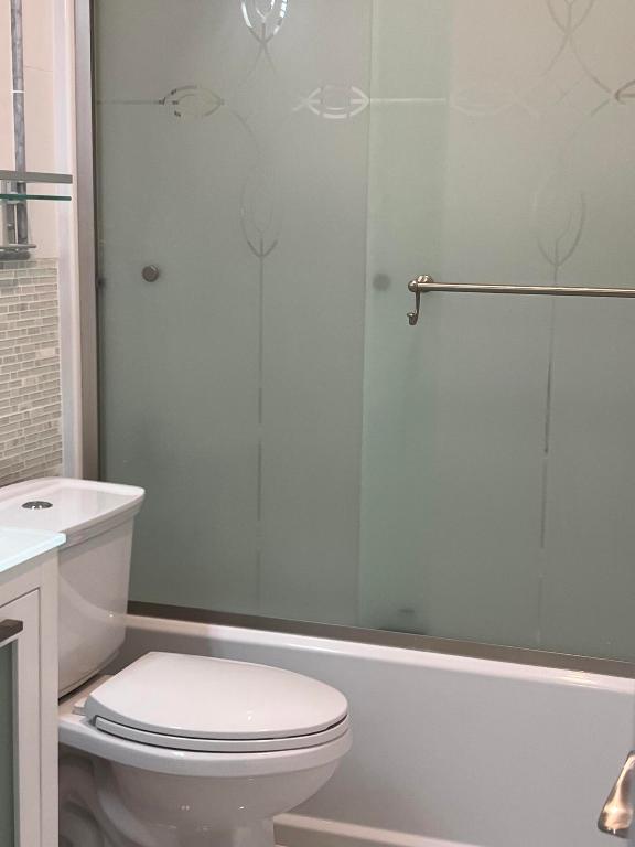 qual hollow condo - Residential Lease