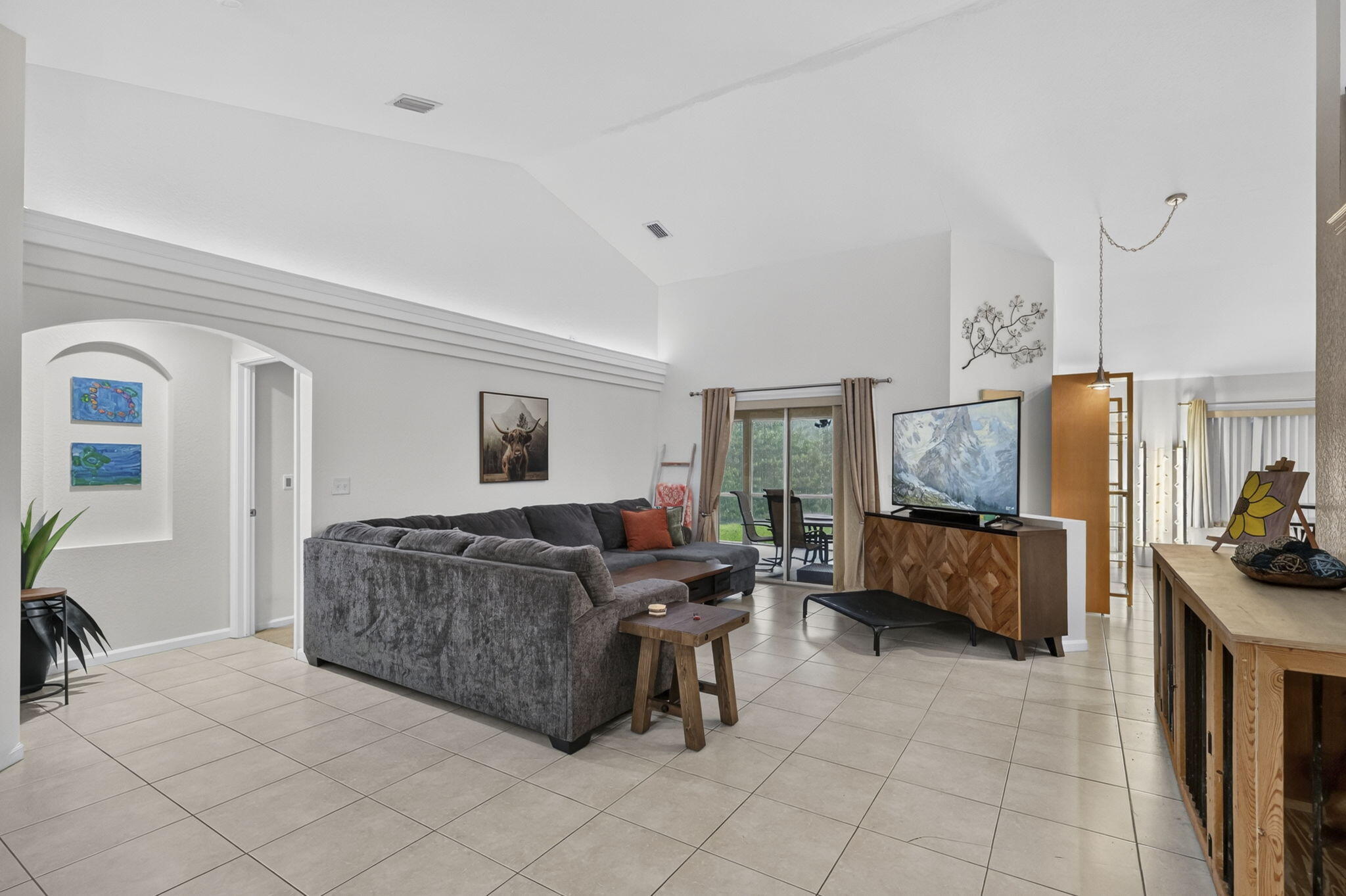 Properties 15664 89TH Place N