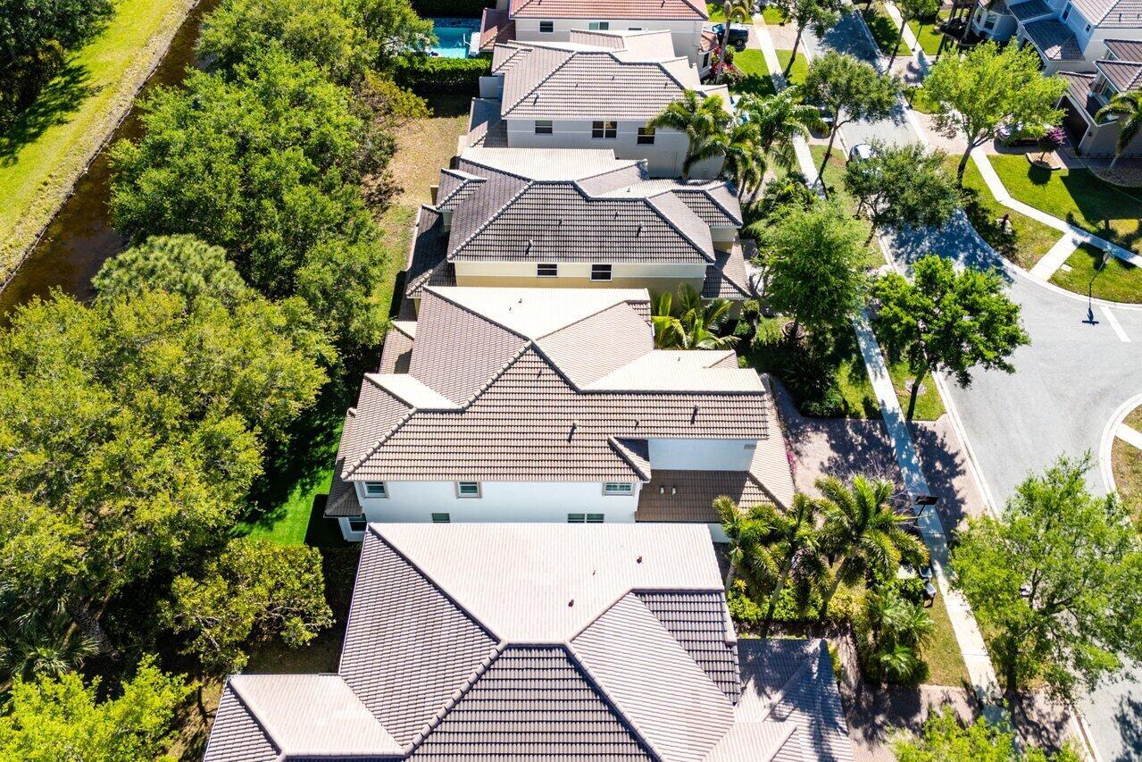 CANYON SPRINGS - Residential