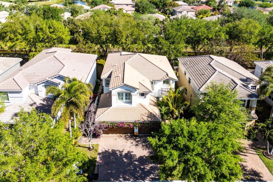 CANYON SPRINGS - Residential