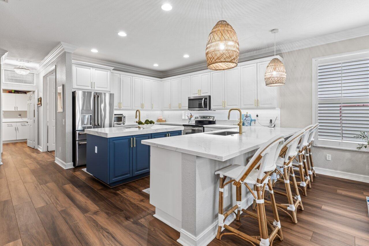 CANYON SPRINGS - Residential