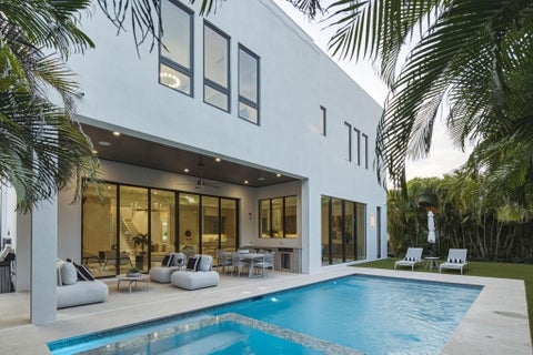 Tiny photo for 1300 NE 4TH Court, Boca Raton, FL 33432 (MLS # B26066894)