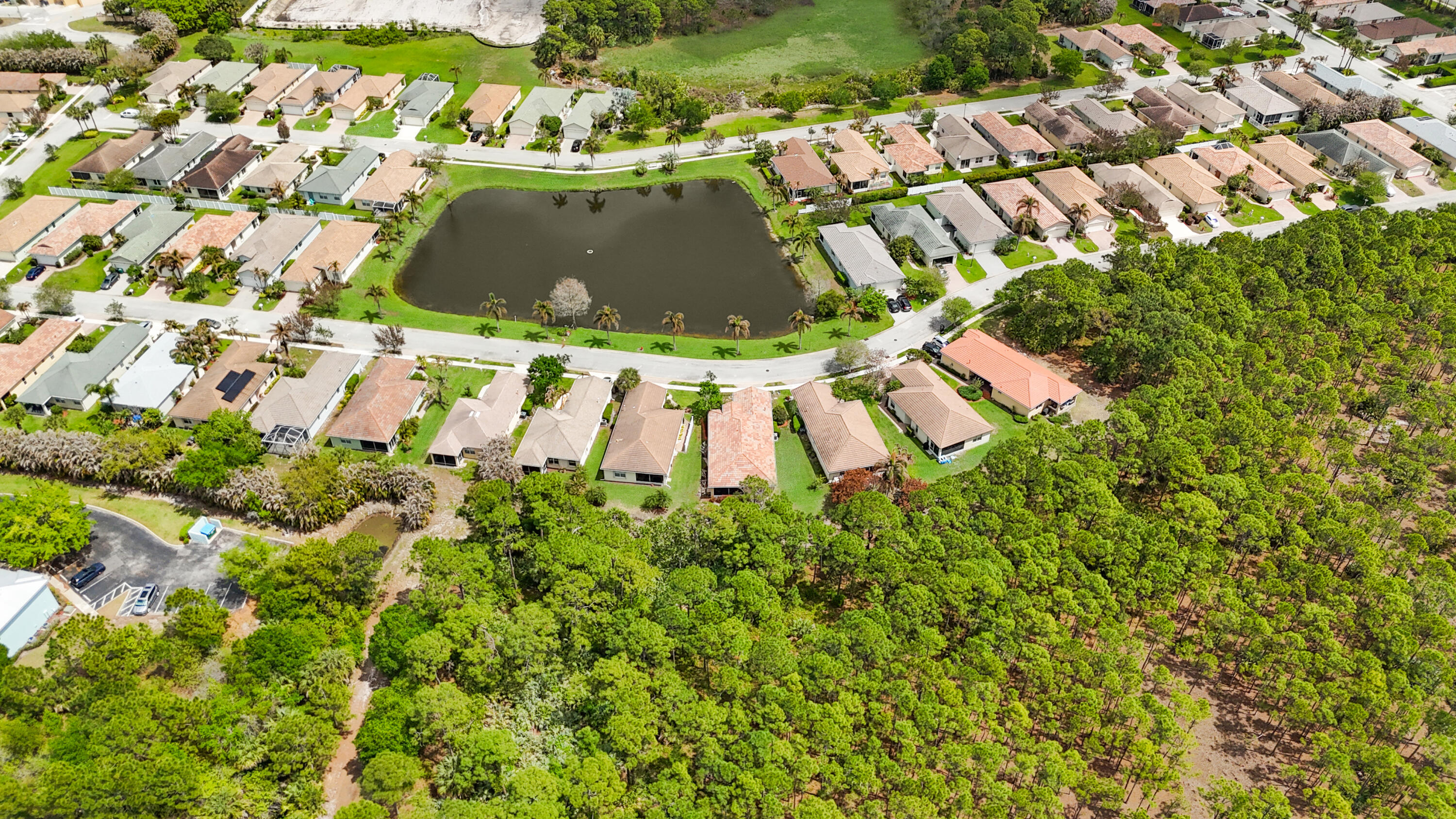 LAKEFOREST POINTE - Residential