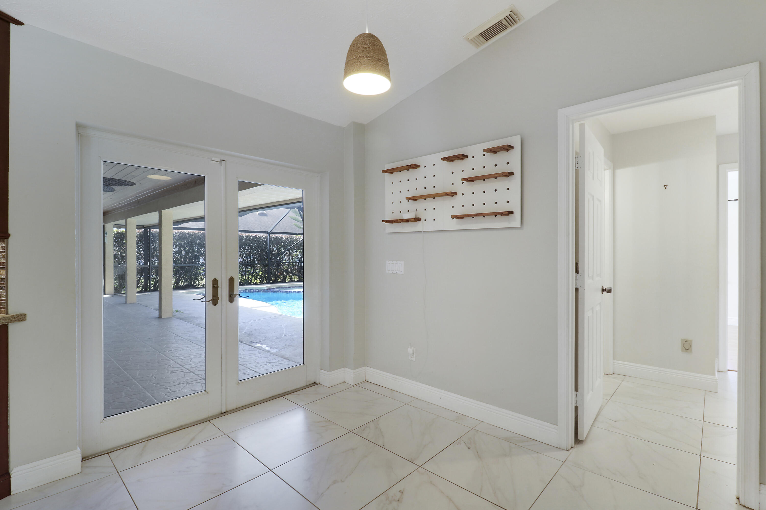 VIKINGS LANDING - Residential