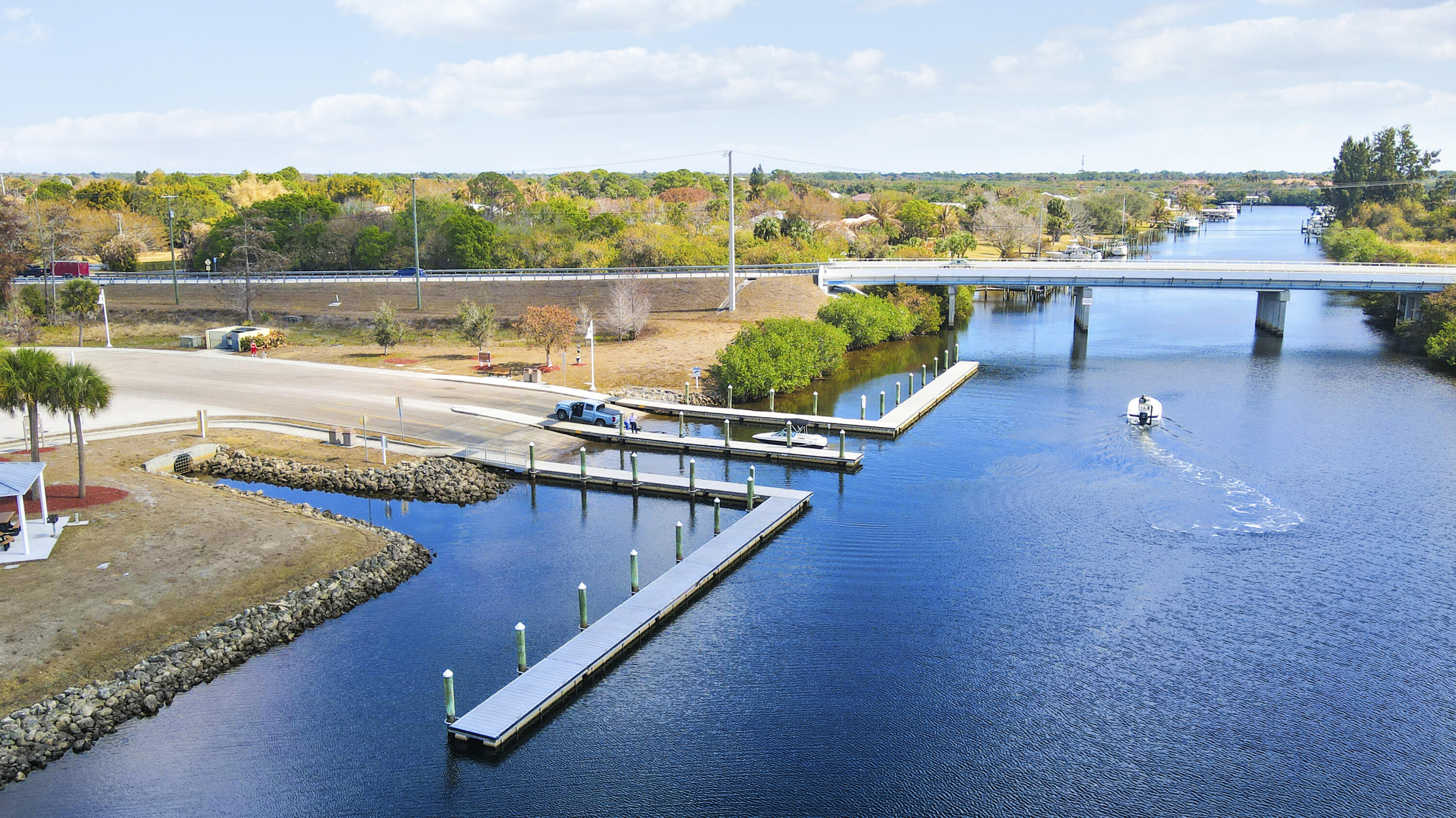 VIKINGS LANDING - Residential