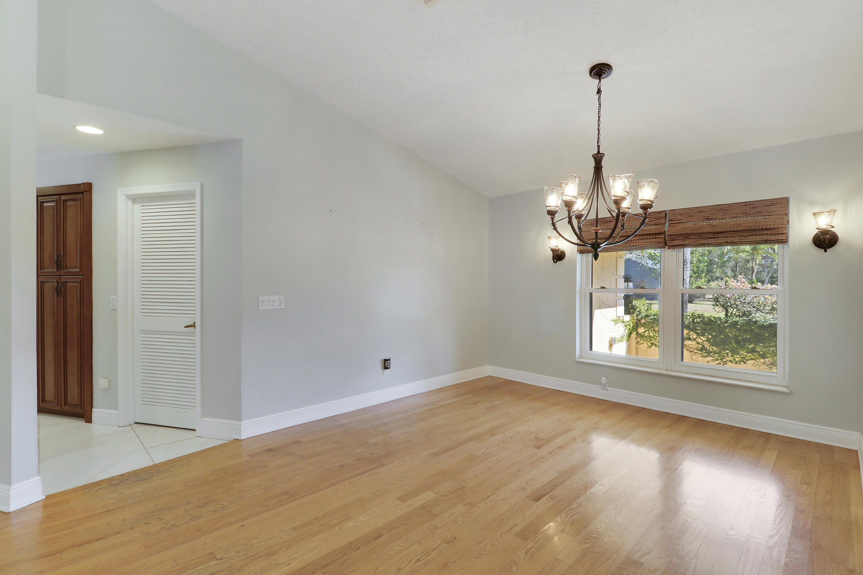 VIKINGS LANDING - Residential