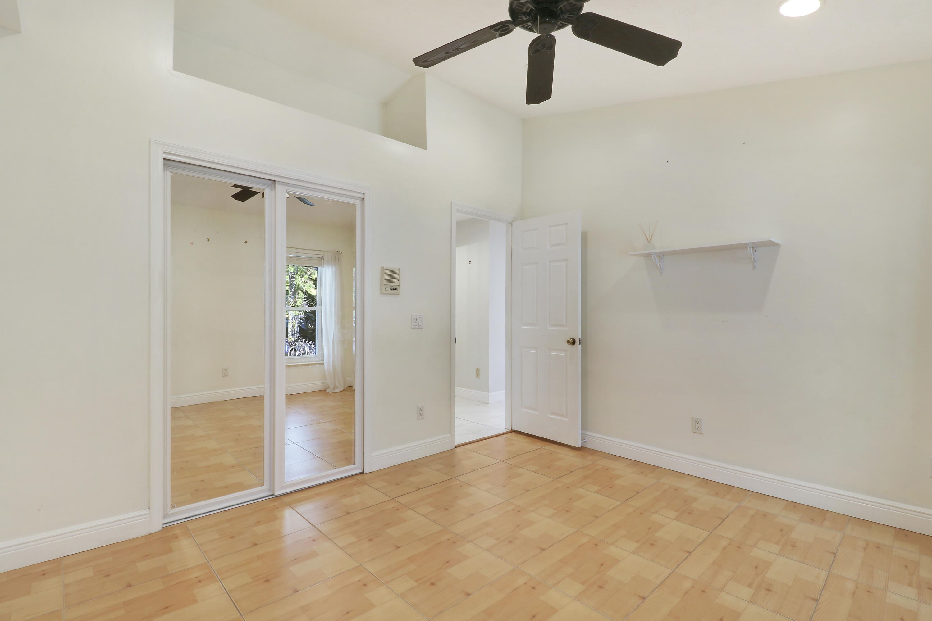 VIKINGS LANDING - Residential