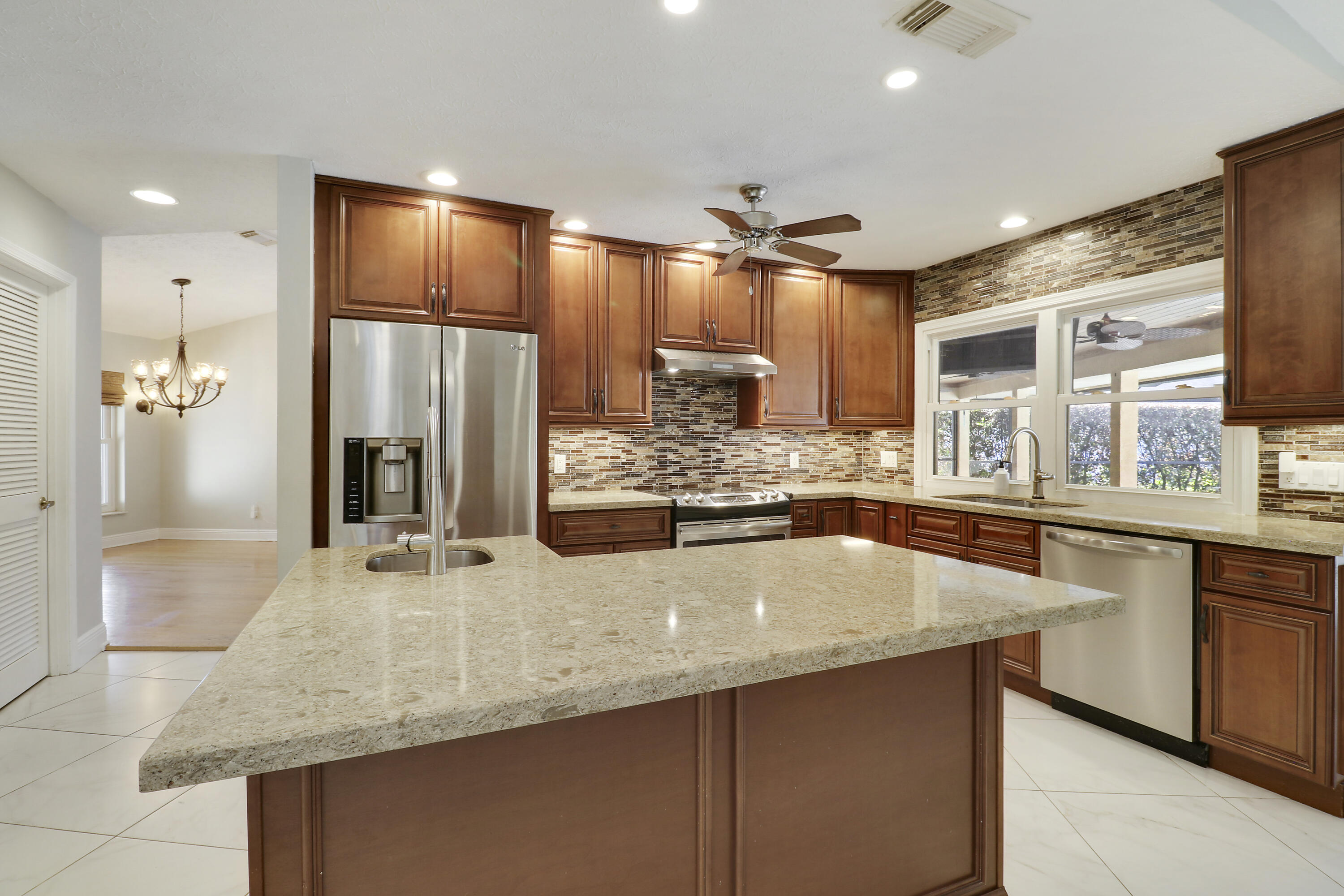 VIKINGS LANDING - Residential