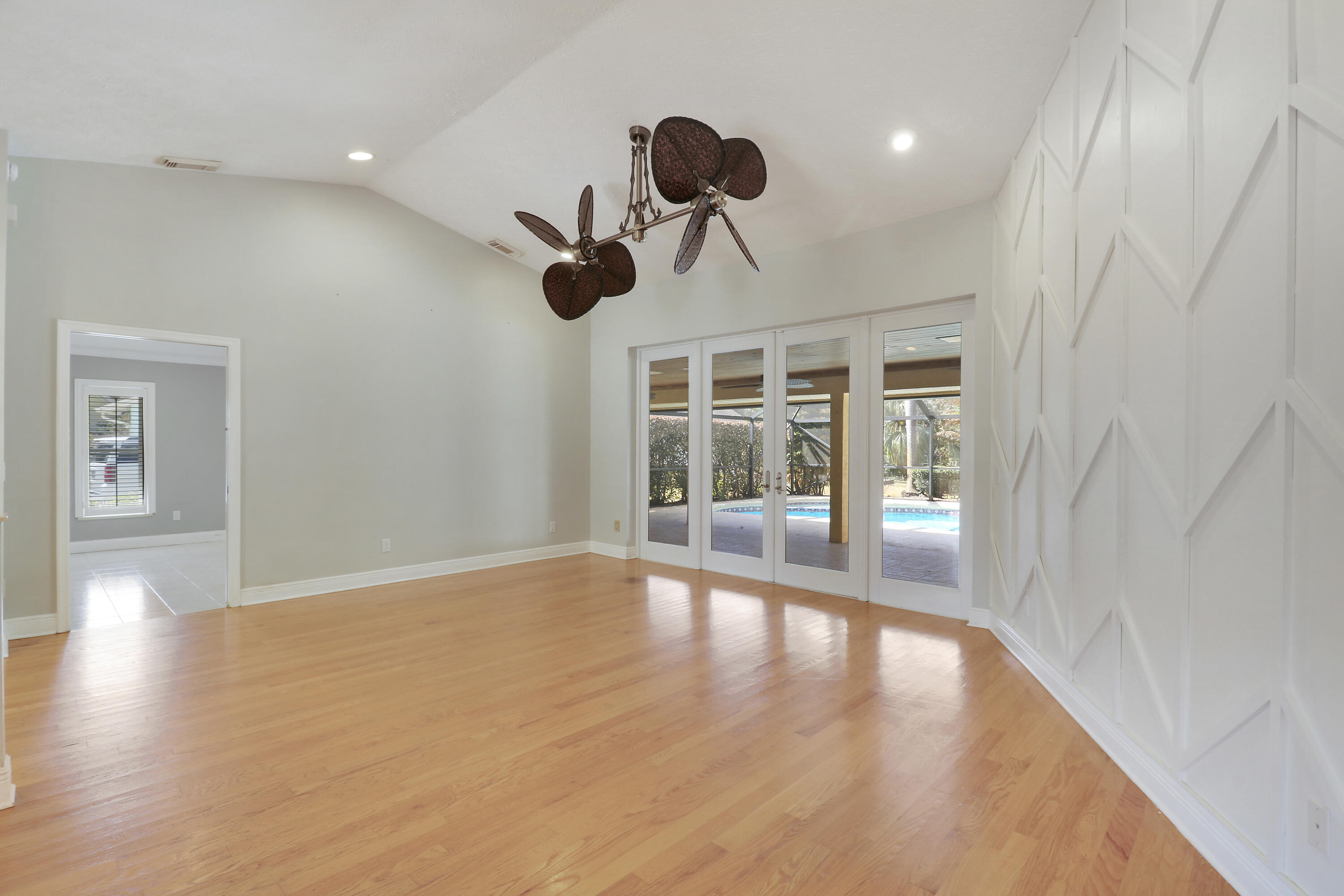 VIKINGS LANDING - Residential