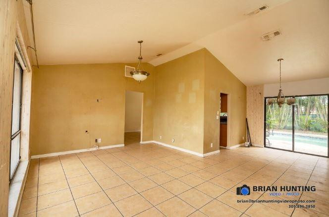 Woodside 01 - Residential