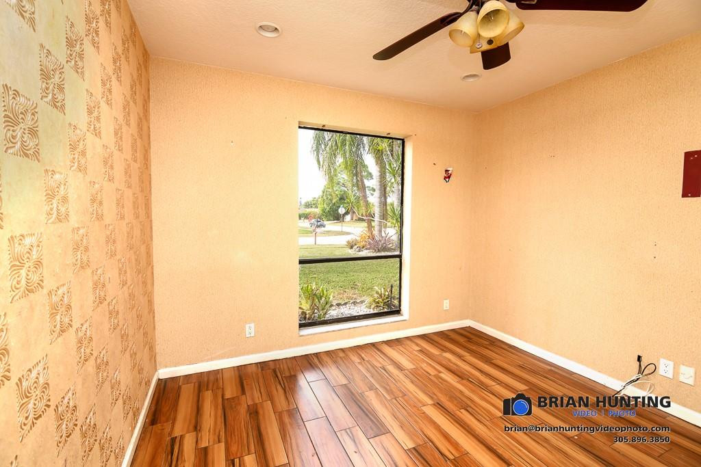 Woodside 01 - Residential