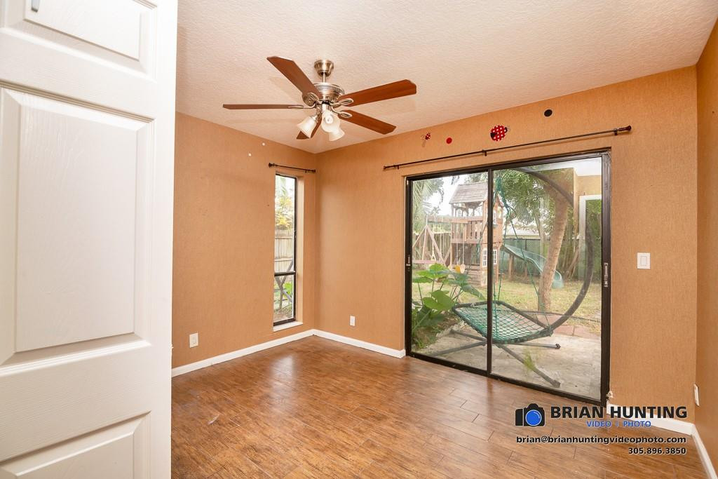 Woodside 01 - Residential