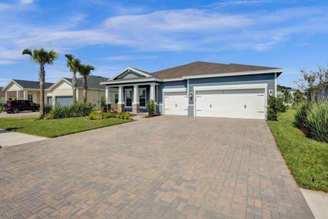 Featured picture for the property R10987412