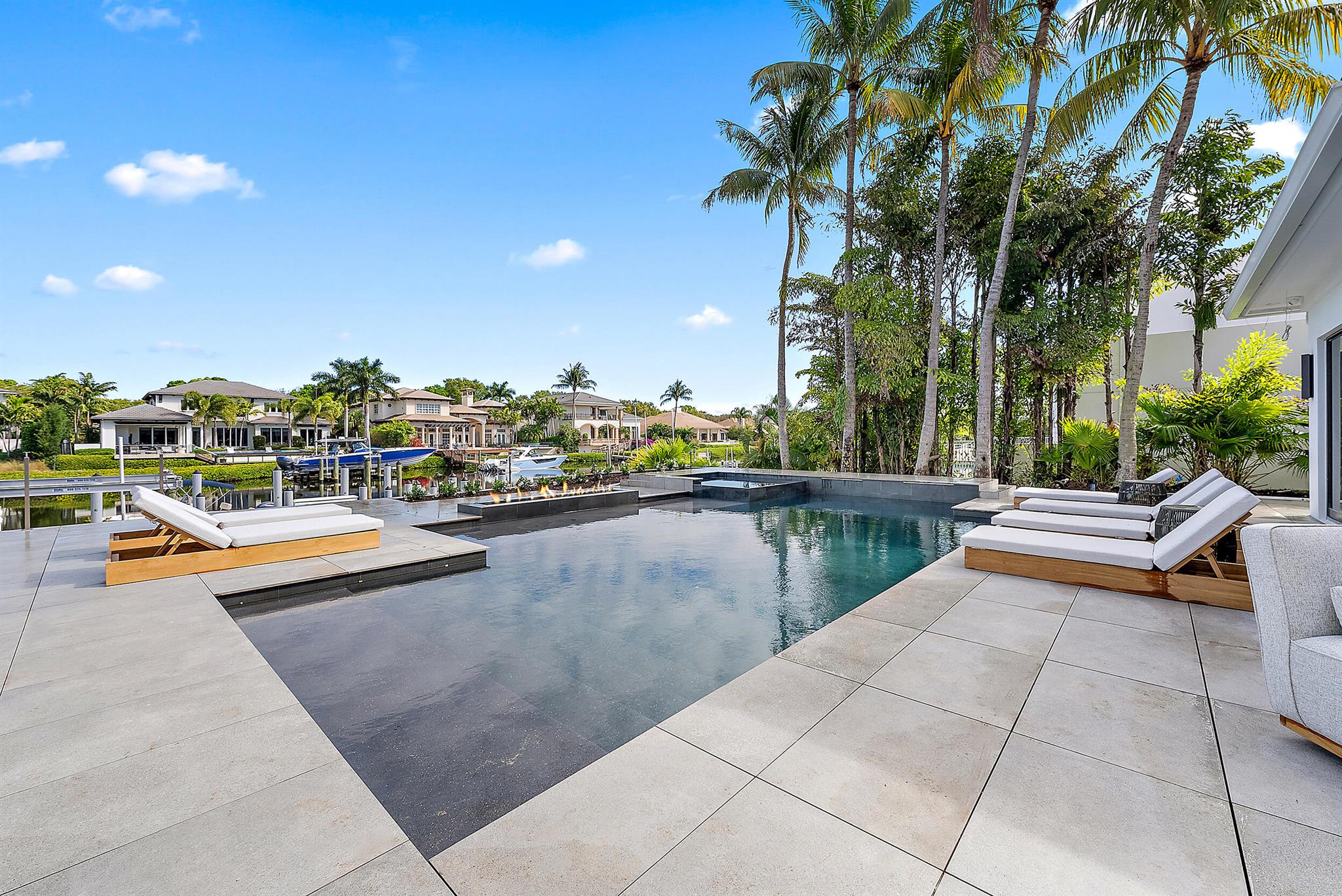 Admirals Cove - Residential