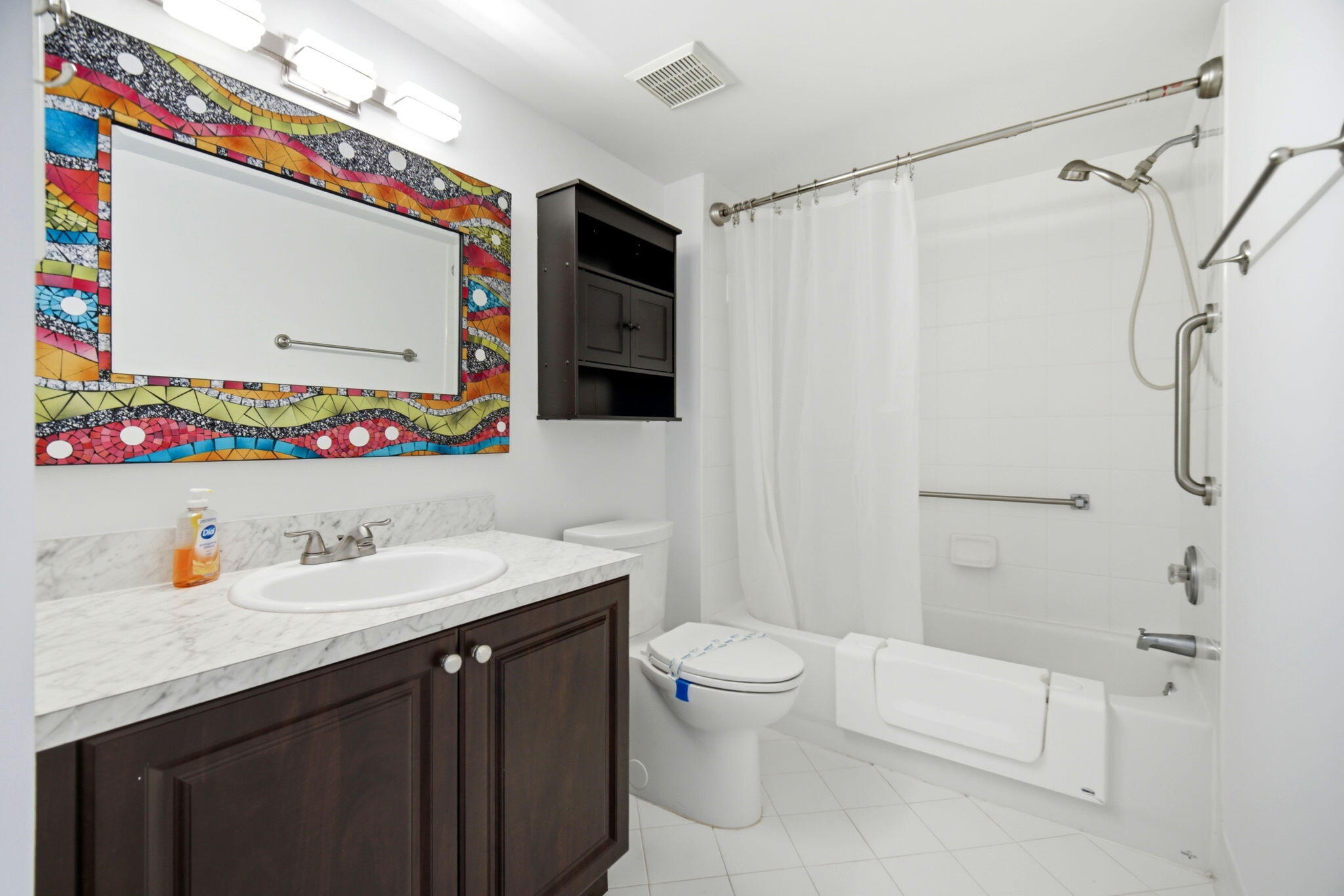 SOUTHAMPTON CONDOMINIUM H - Residential