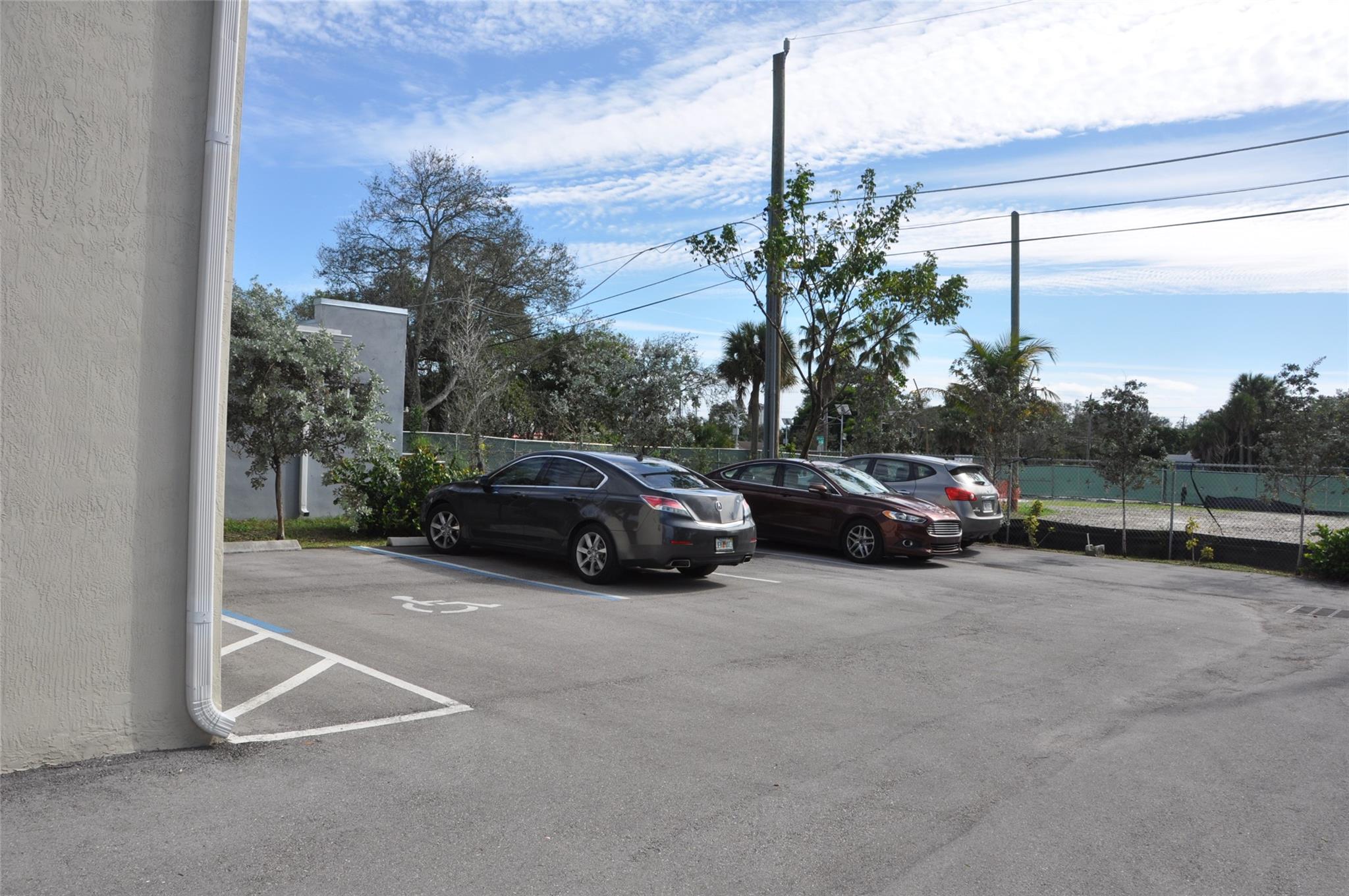 Home Beautiful Park 2-47 - Residential Lease