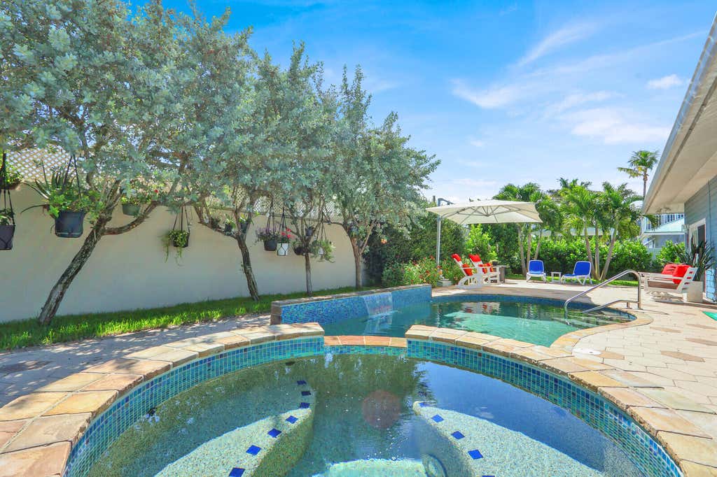 Photo of 119 Faith Way, Jupiter, FL 33458 (MLS # B26047846)