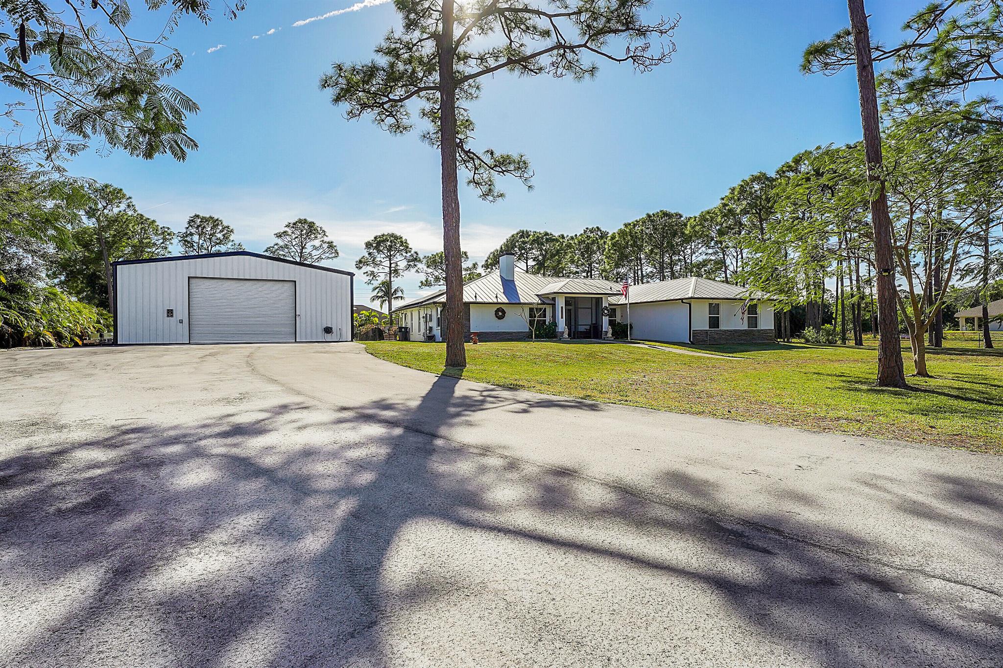 18710 90th Street N