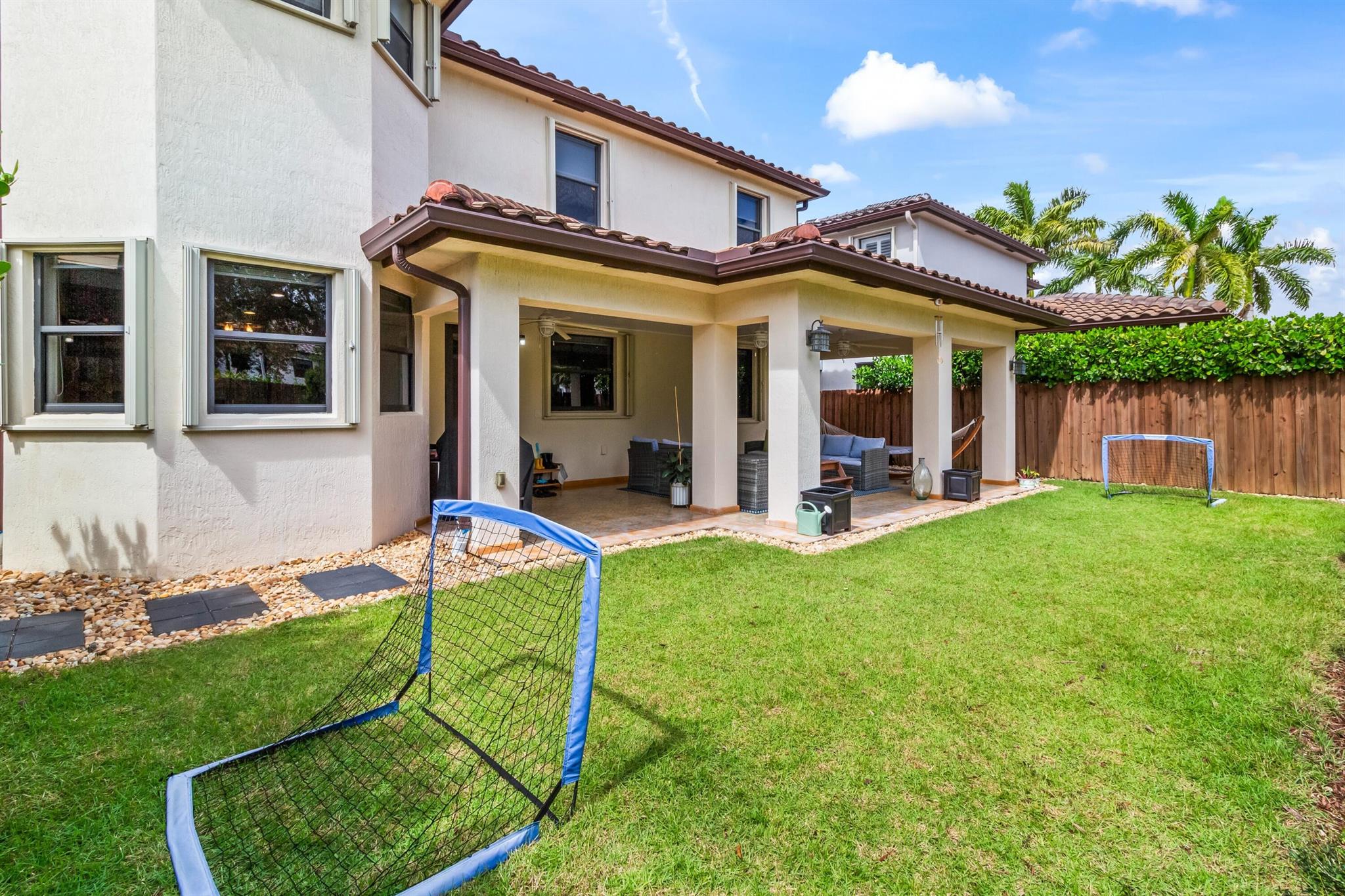 GARDEN ESTATES AT THE HAM - Residential