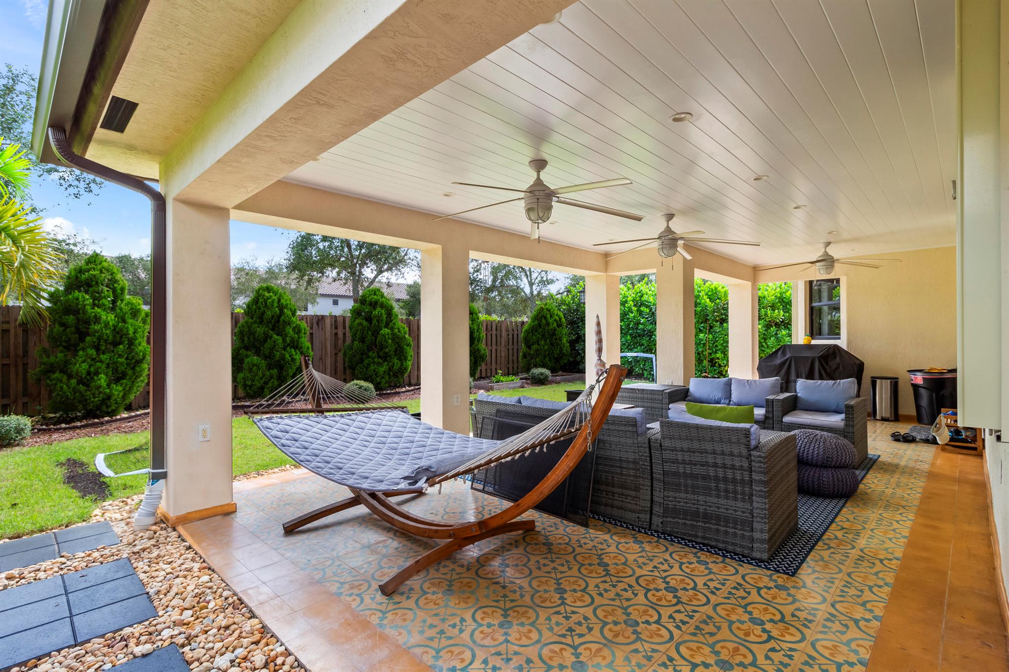 GARDEN ESTATES AT THE HAM - Residential