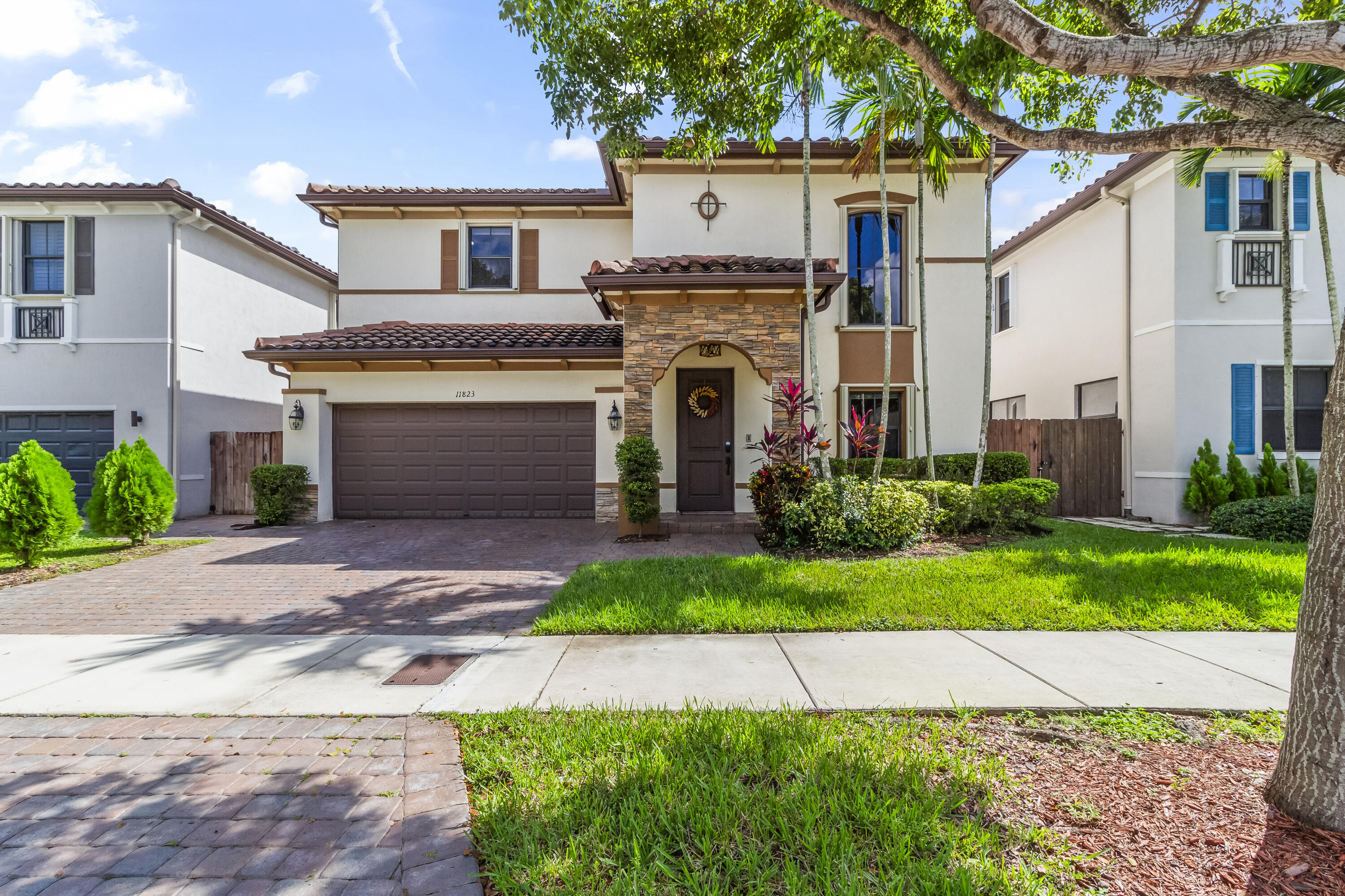 11823 SW 151st Place