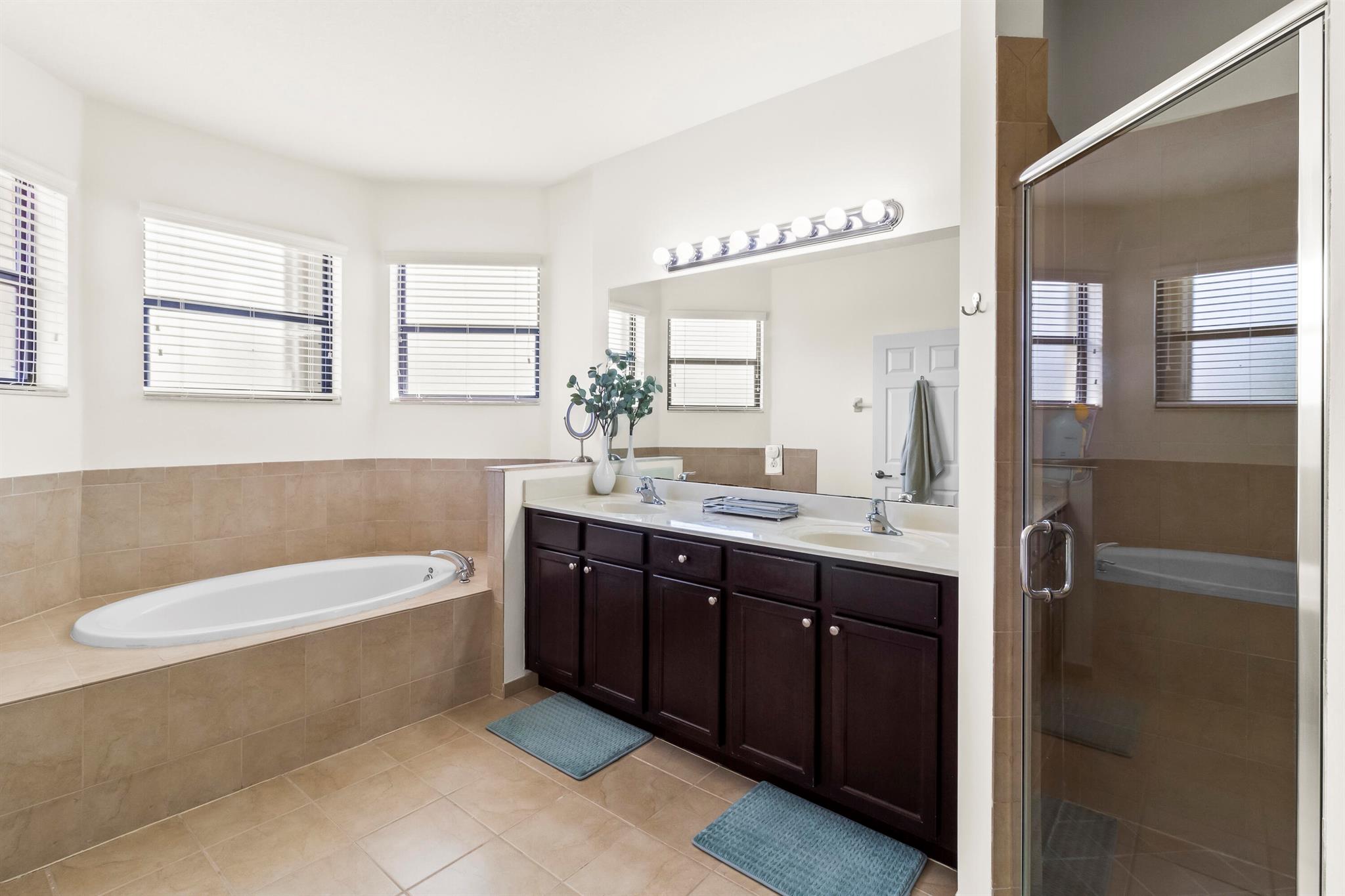 GARDEN ESTATES AT THE HAM - Residential