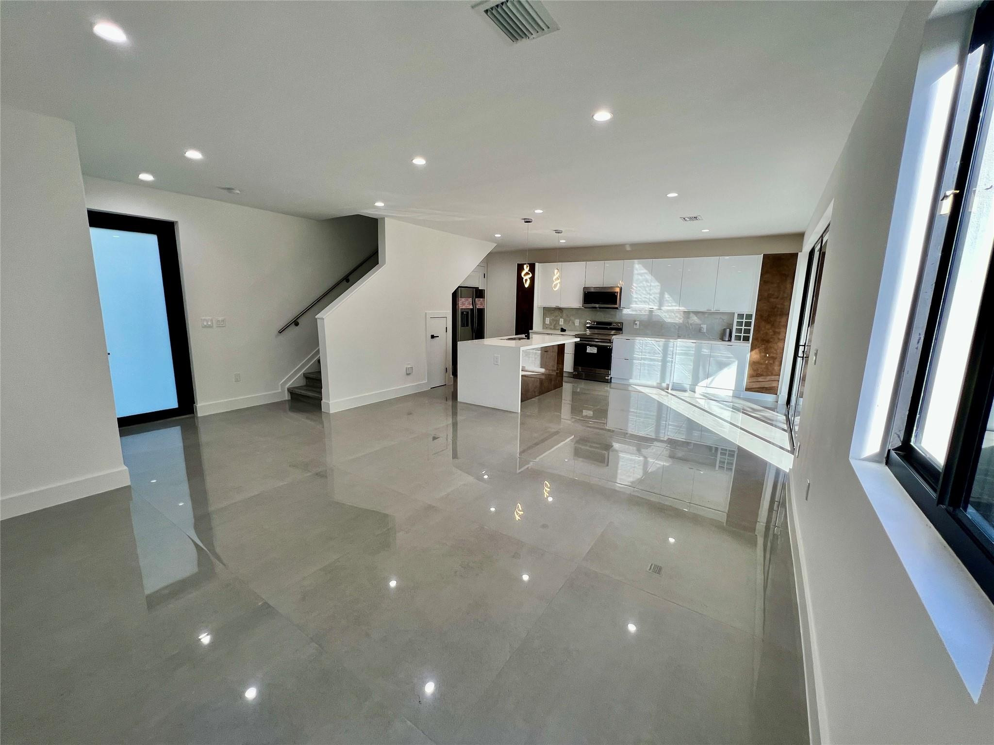 Oakland Park - Residential