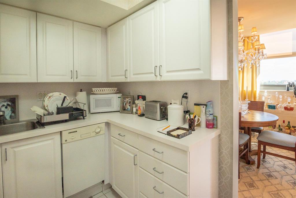 NORTON PARK PLACE CONDO - Residential