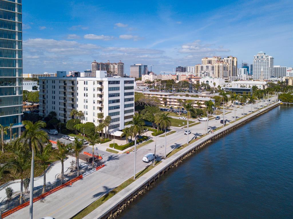 NORTON PARK PLACE CONDO - Residential