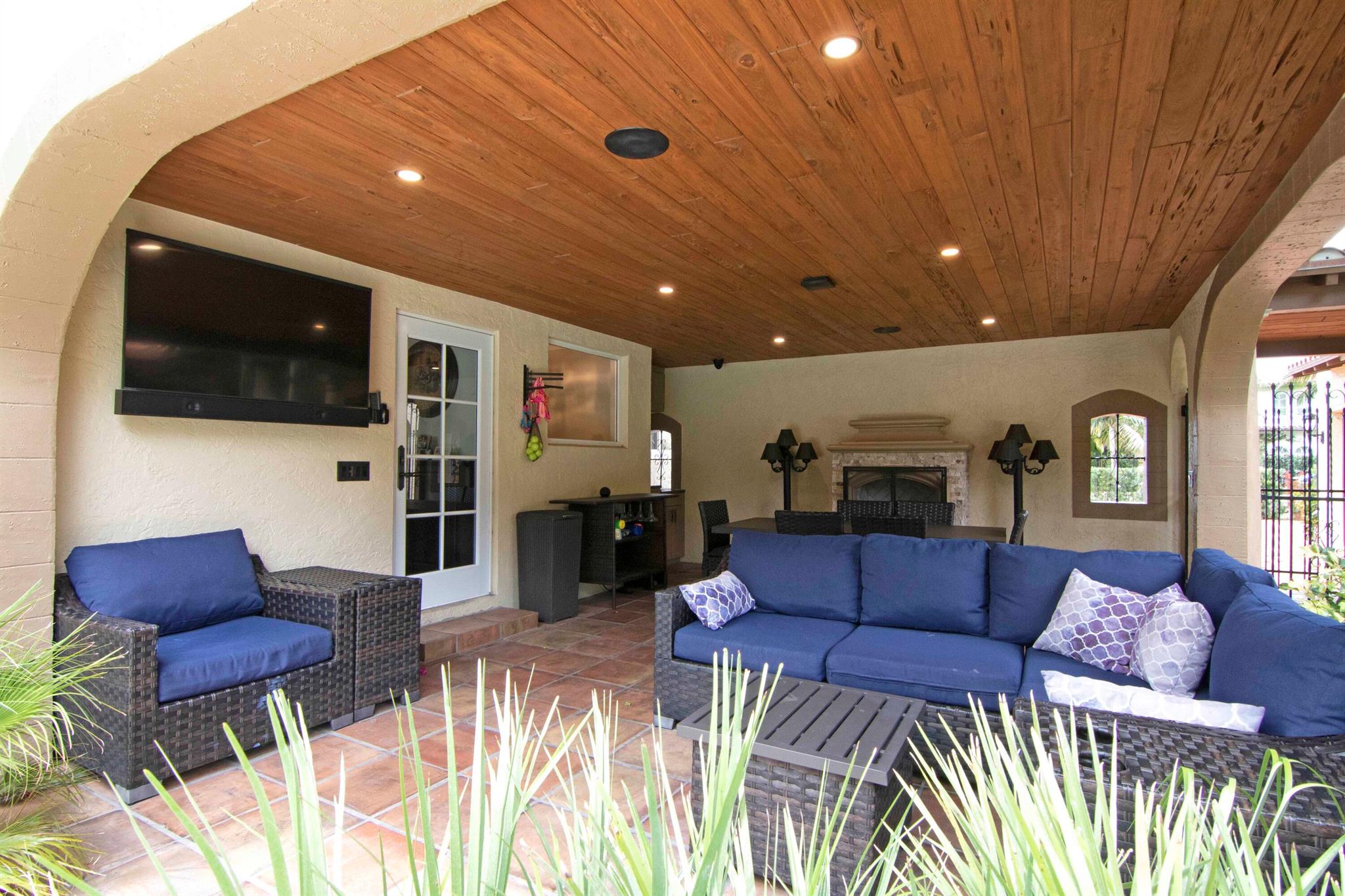 EL CID - Residential