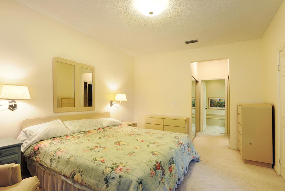 PGA RESORT COMMUNITY PL O - Residential Lease