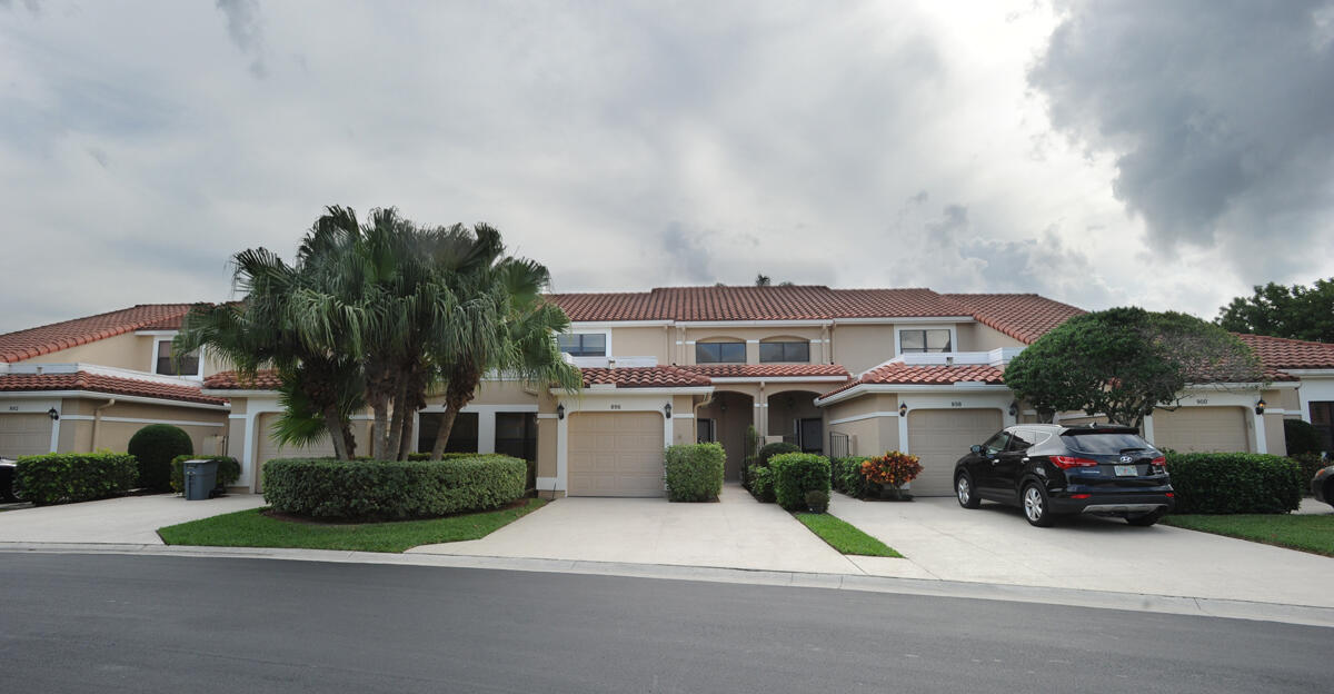 PGA RESORT COMMUNITY PL OF WINDERMERE UNIT 2 - Residential Lease